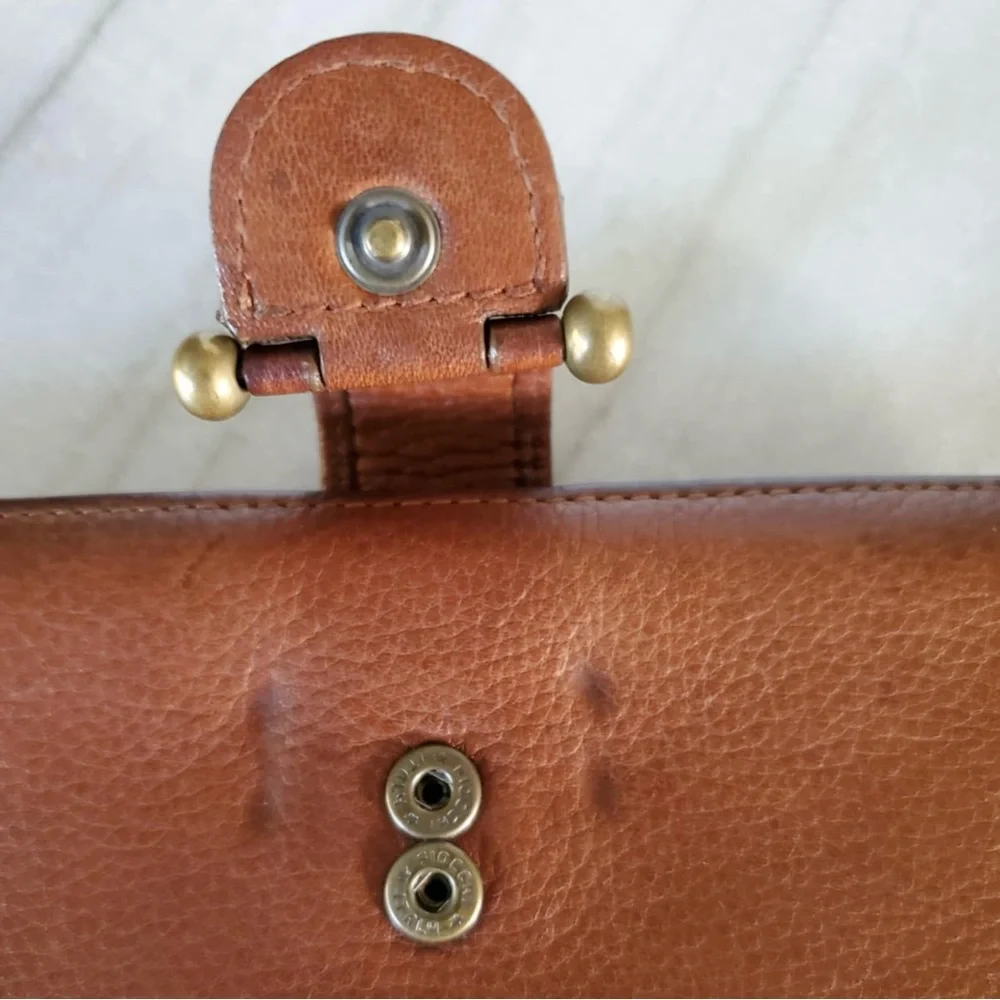 Vintage Fossil Brown Real Genuine Leather Weathered Worn Distressed Wallet